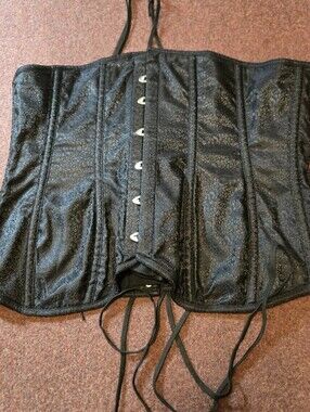 Hips And Curves Steel Boned Corset Black Size 38 Silky